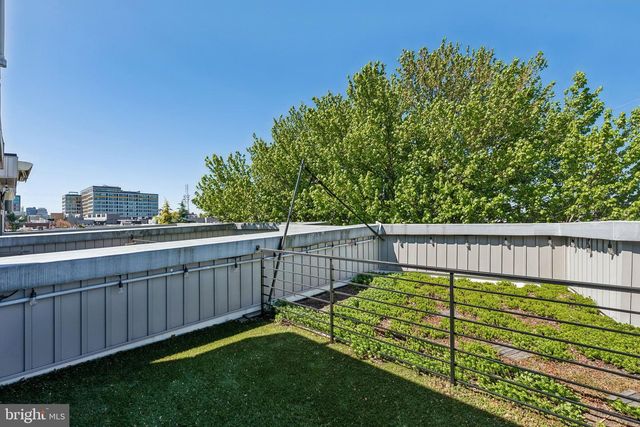 817 N ORKNEY ST, Philadelphia, PA 19123