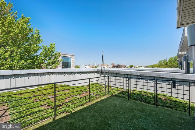 817 N ORKNEY ST, Philadelphia, PA 19123