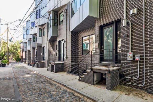 817 N ORKNEY ST, Philadelphia, PA 19123