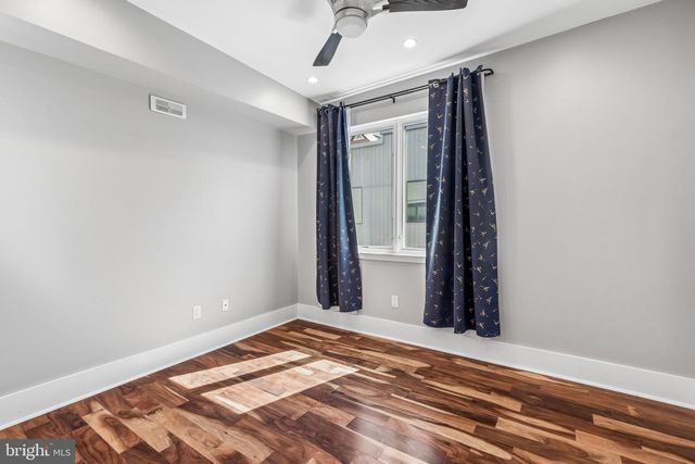 817 N ORKNEY ST, Philadelphia, PA 19123
