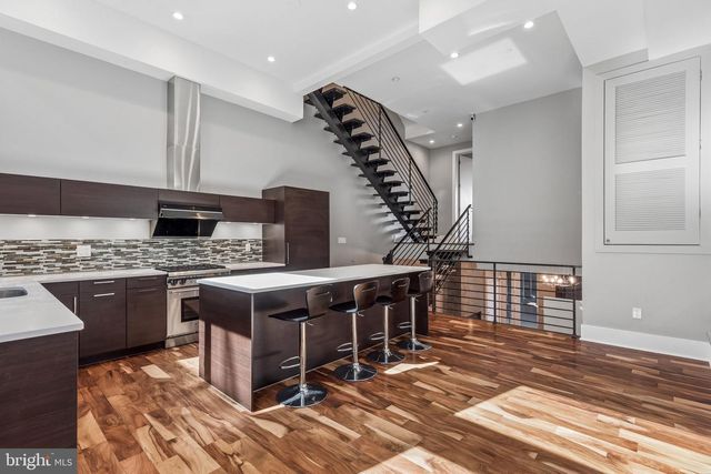 817 N ORKNEY ST, Philadelphia, PA 19123
