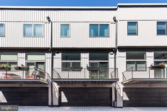 817 N ORKNEY ST, Philadelphia, PA 19123
