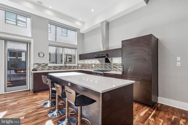 817 N ORKNEY ST, Philadelphia, PA 19123