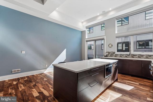 817 N ORKNEY ST, Philadelphia, PA 19123