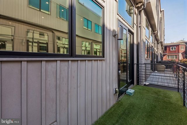 817 N ORKNEY ST, Philadelphia, PA 19123