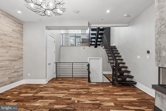 817 N ORKNEY ST, Philadelphia, PA 19123