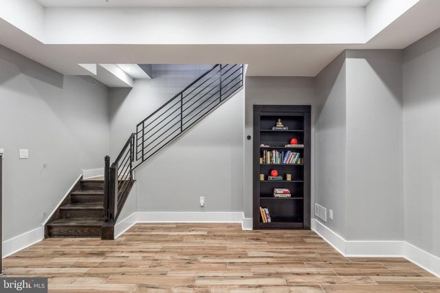 817 N ORKNEY ST, Philadelphia, PA 19123
