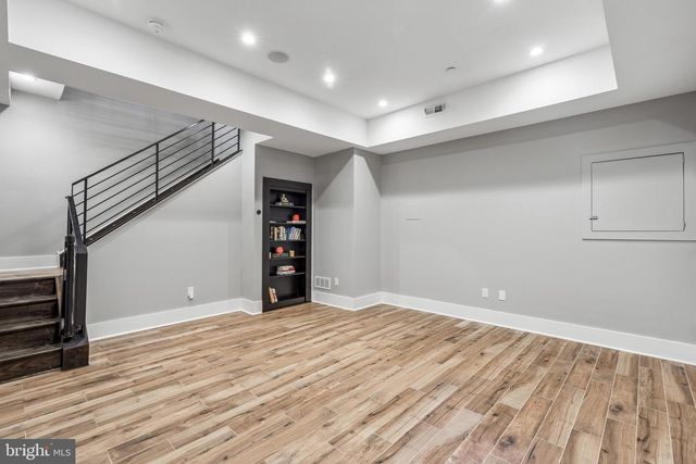 817 N ORKNEY ST, Philadelphia, PA 19123
