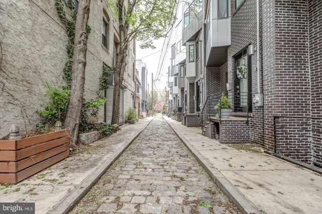817 N ORKNEY ST, Philadelphia, PA 19123