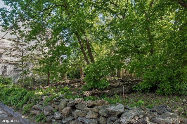 817 N ORKNEY ST, Philadelphia, PA 19123