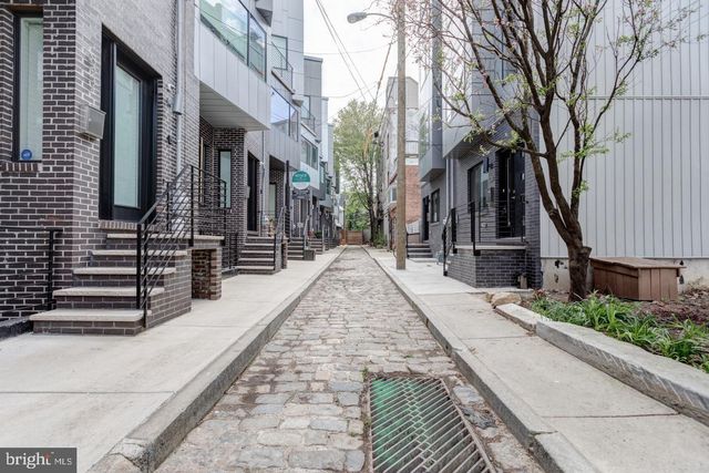 817 N ORKNEY ST, Philadelphia, PA 19123