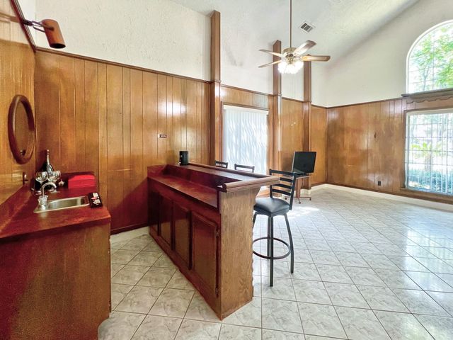 16902 Summit Oaks Lane, Spring, TX 77379