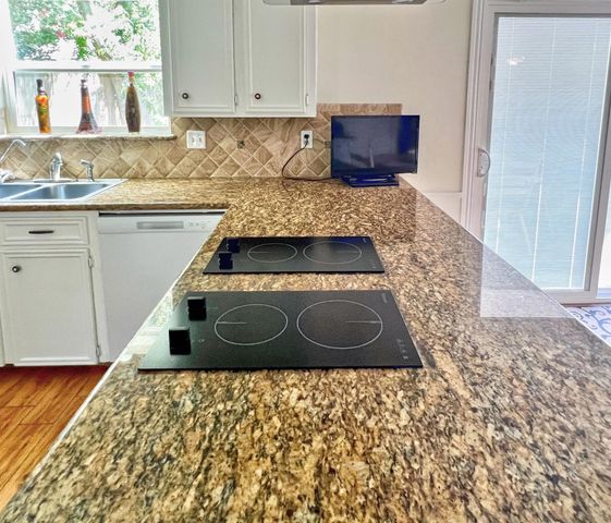 16902 Summit Oaks Lane, Spring, TX 77379