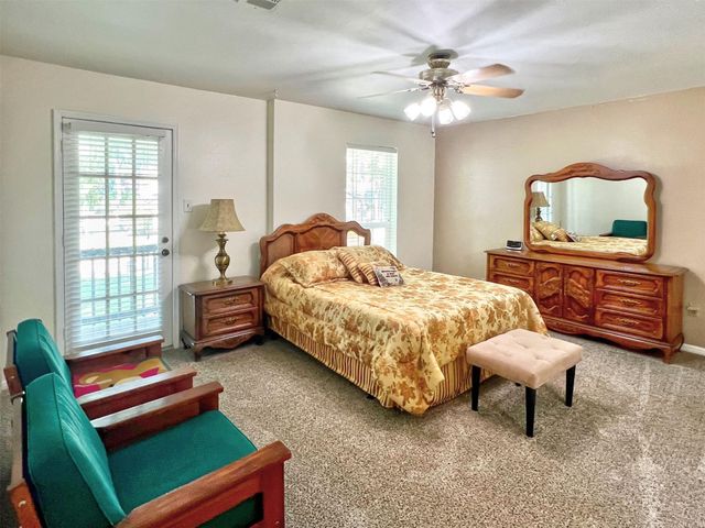 16902 Summit Oaks Lane, Spring, TX 77379