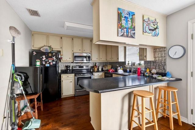 270 Hillcrest Road 304, Mobile, AL 36608