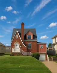 1732 Pennsylvania Ave, West Mifflin, PA 15122