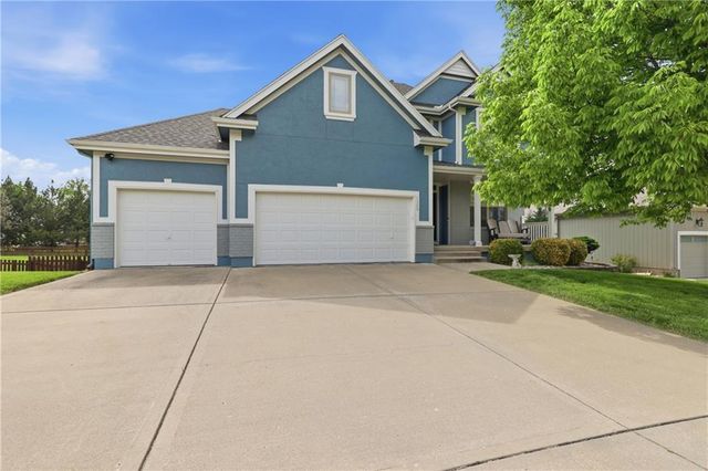 1205 Wiltshire Boulevard, Raymore, MO 64083