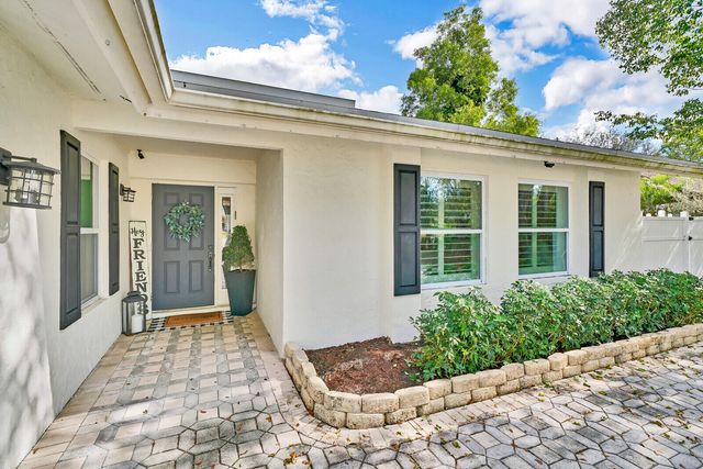 3048 NW 25th Way, Boca Raton, FL 33434