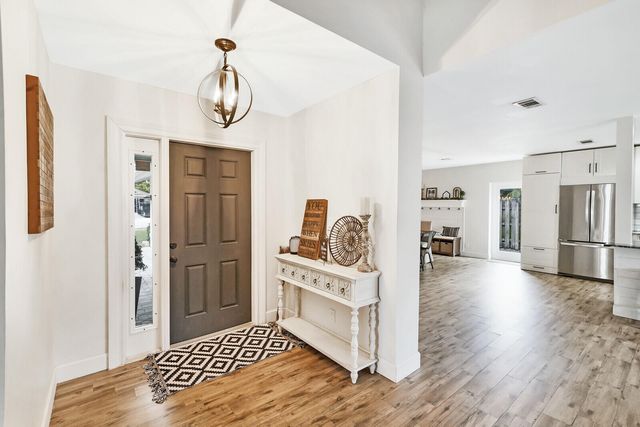 3048 NW 25th Way, Boca Raton, FL 33434