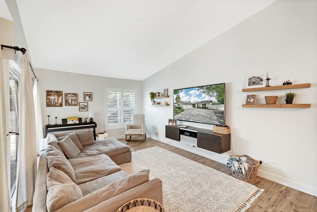 3048 NW 25th Way, Boca Raton, FL 33434