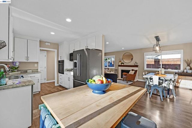 352 Cambridge Way, Livermore, CA 94550