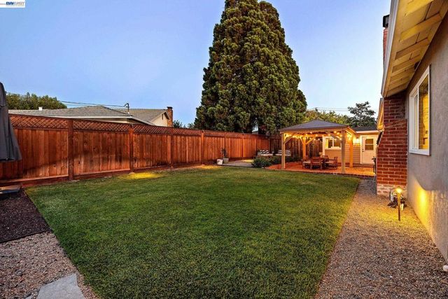 352 Cambridge Way, Livermore, CA 94550
