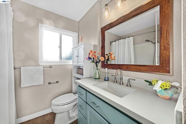 352 Cambridge Way, Livermore, CA 94550