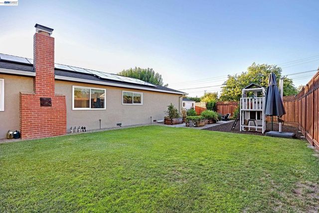 352 Cambridge Way, Livermore, CA 94550