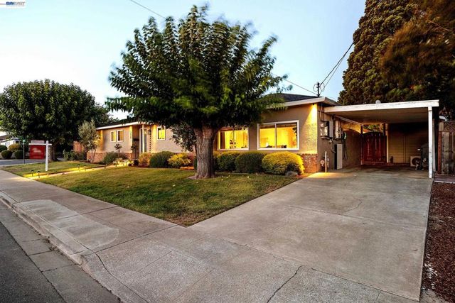 352 Cambridge Way, Livermore, CA 94550