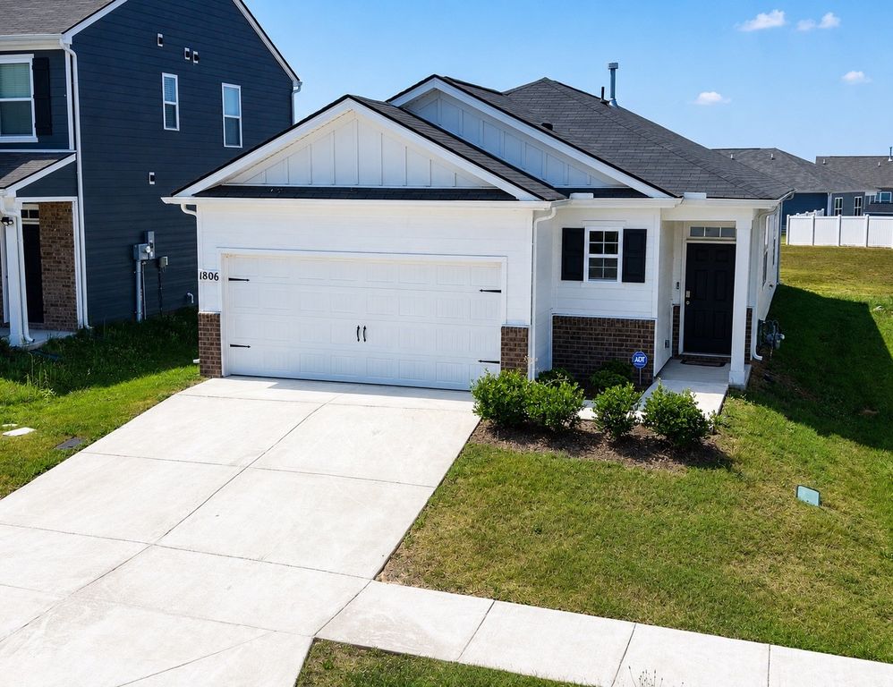 1806 Wellwood Ln, Lebanon, TN 37087