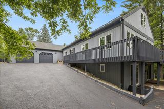 4402 Barreville Road, Crystal Lake, IL 60012