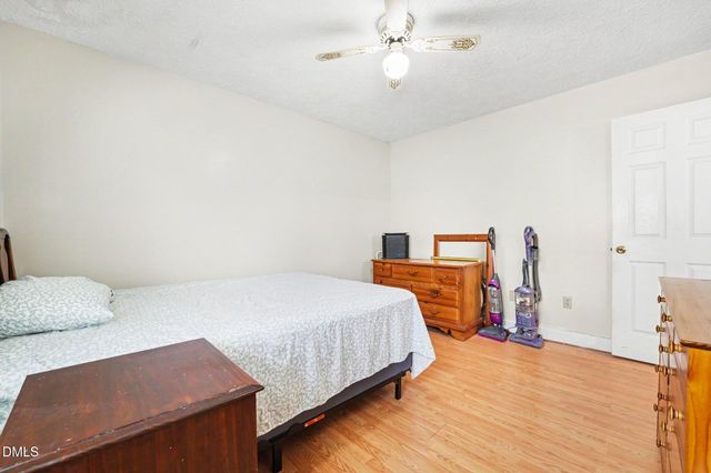 314 Woodington Road, Hope Mills, NC 28348
