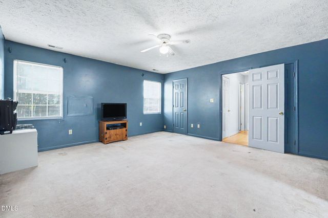 314 Woodington Road, Hope Mills, NC 28348