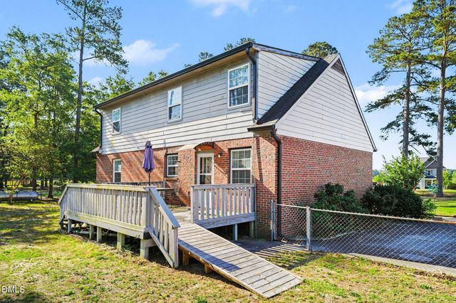 314 Woodington Road, Hope Mills, NC 28348