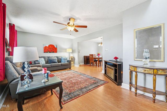 314 Woodington Road, Hope Mills, NC 28348