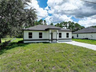 940 Lakeside DR, Lehigh Acres, FL 33974