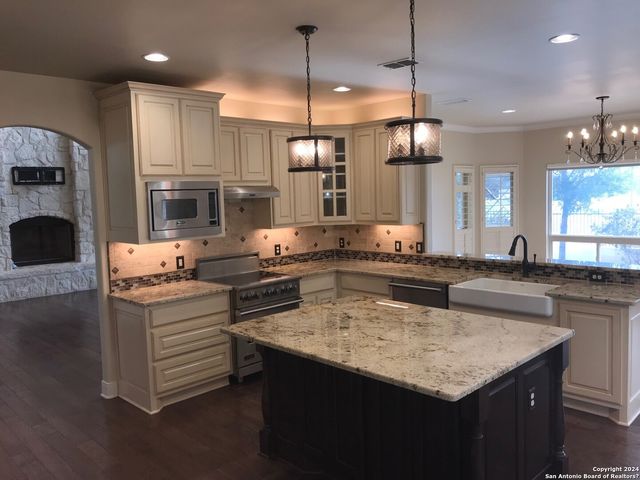 19130 kristen, San Antonio, TX 78258