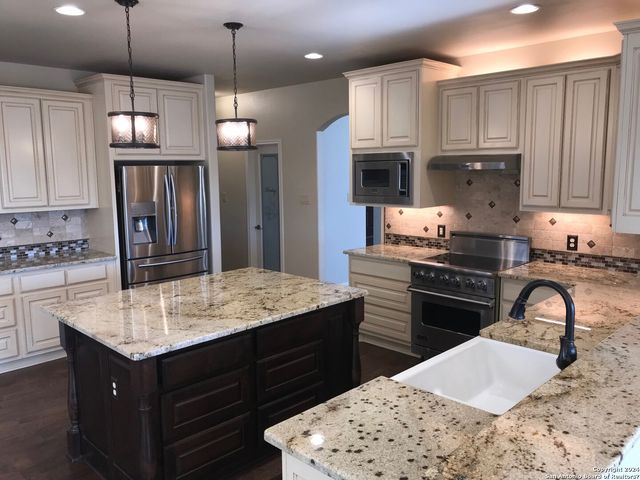 19130 kristen, San Antonio, TX 78258