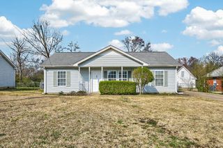 104 Riverwood Dr, La Vergne, TN 37086