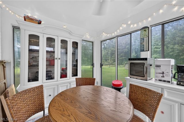 28049 Emery Road, Orange Village, OH 44022