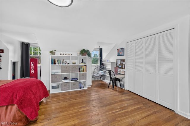 28049 Emery Road, Orange Village, OH 44022