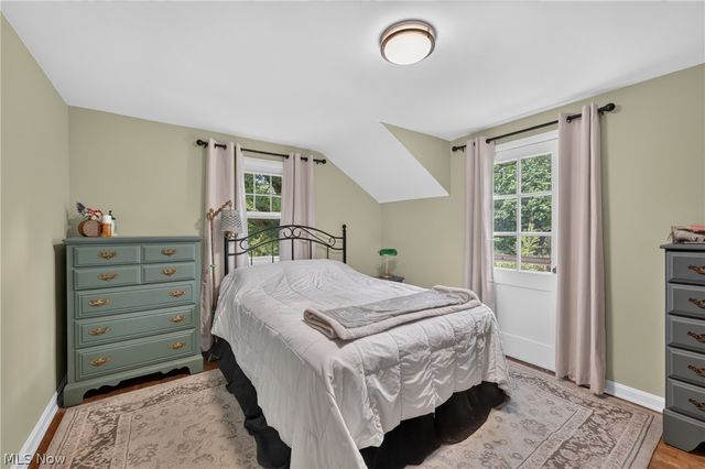 28049 Emery Road, Orange Village, OH 44022