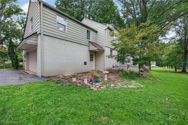 28049 Emery Road, Orange Village, OH 44022