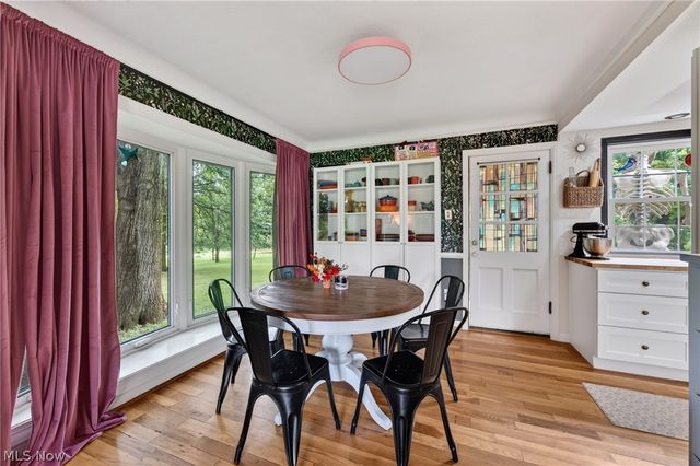 28049 Emery Road, Orange Village, OH 44022