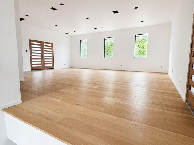 1641 Hawthorne Street, Houston, TX 77006