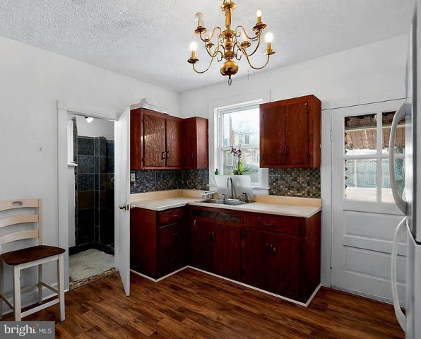 236 KOSSUTH ST, Riverside, NJ 08075
