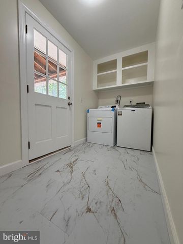 242 CURTIN AVE, Browns Mills, NJ 08015