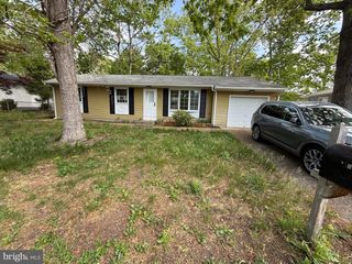 242 CURTIN AVE, Browns Mills, NJ 08015