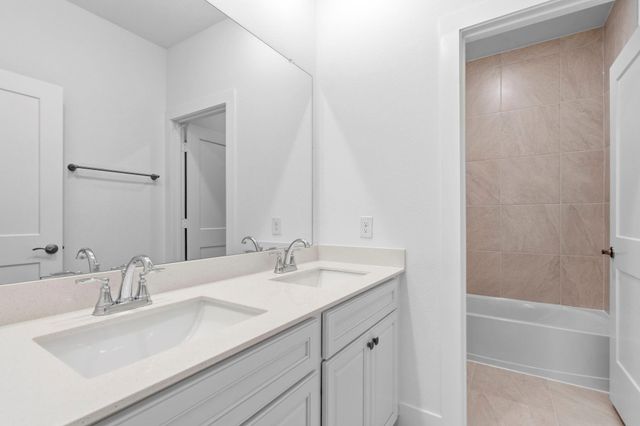 9438 Garden Gate Drive, Missouri City, TX 77459