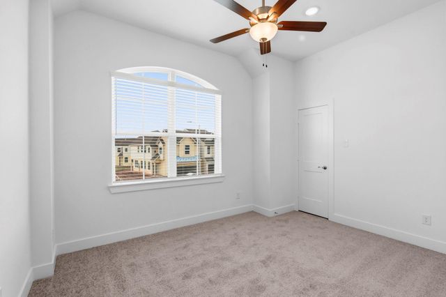 9438 Garden Gate Drive, Missouri City, TX 77459